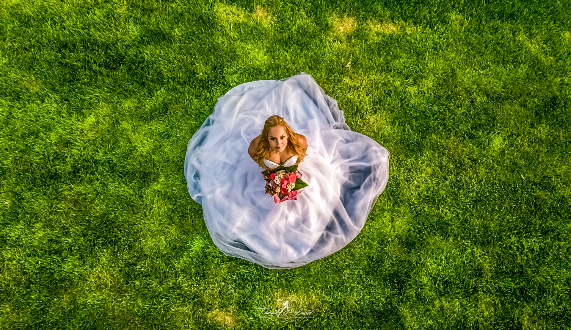 Esküvői fotó – drón menyasszony