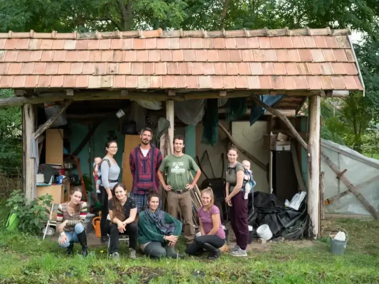 A Pallagvölgyi Biokert csapata a kertben