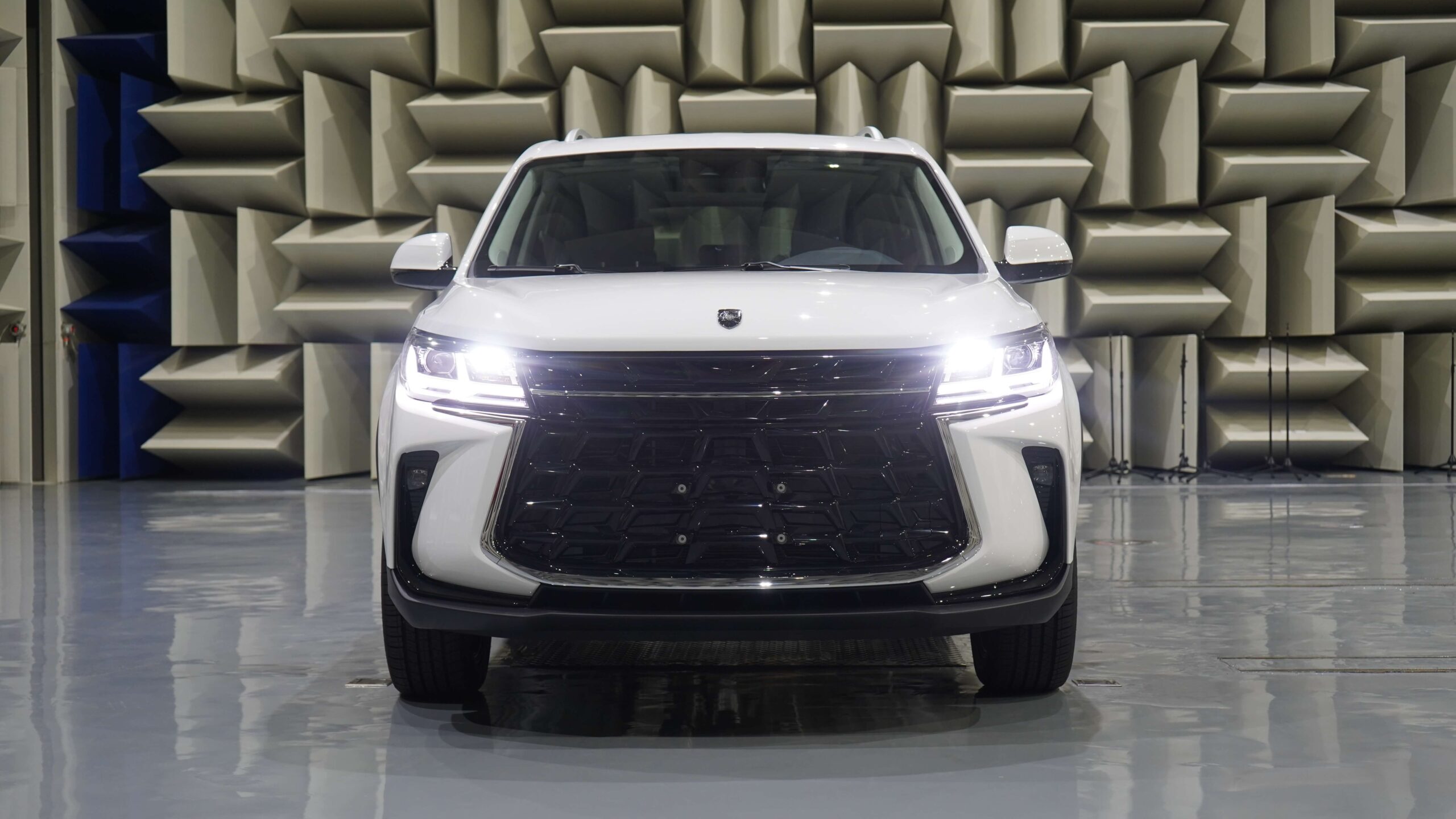 Forthing T5 családi SUV