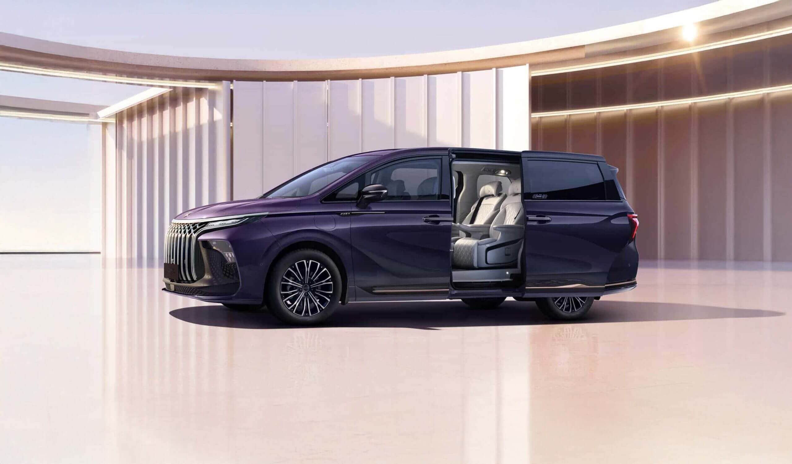 Dongfeng U-TOUR V9 HEV