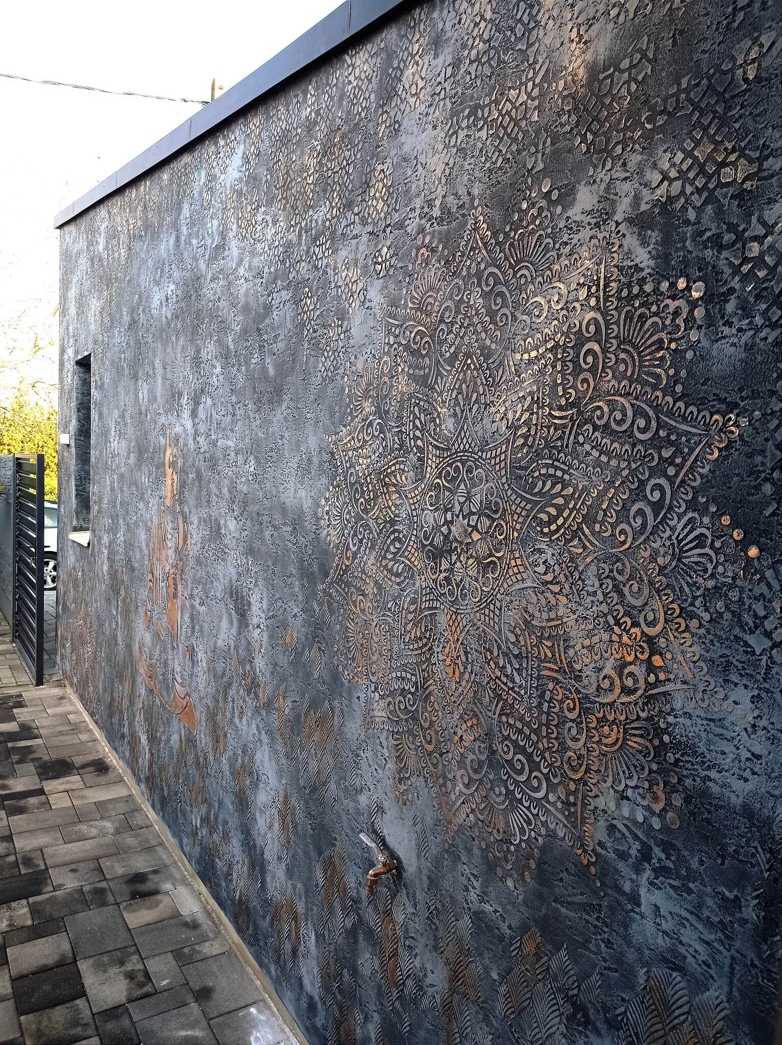 Egyedi 3D dekorfal arany mintázattal